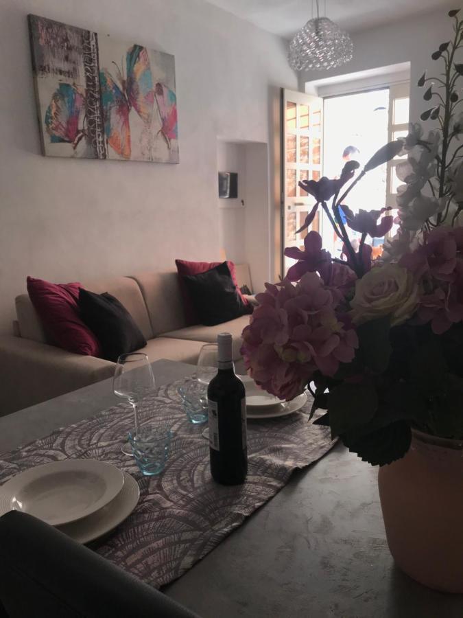 Bella'S House Apartment Castelsardo Exterior photo