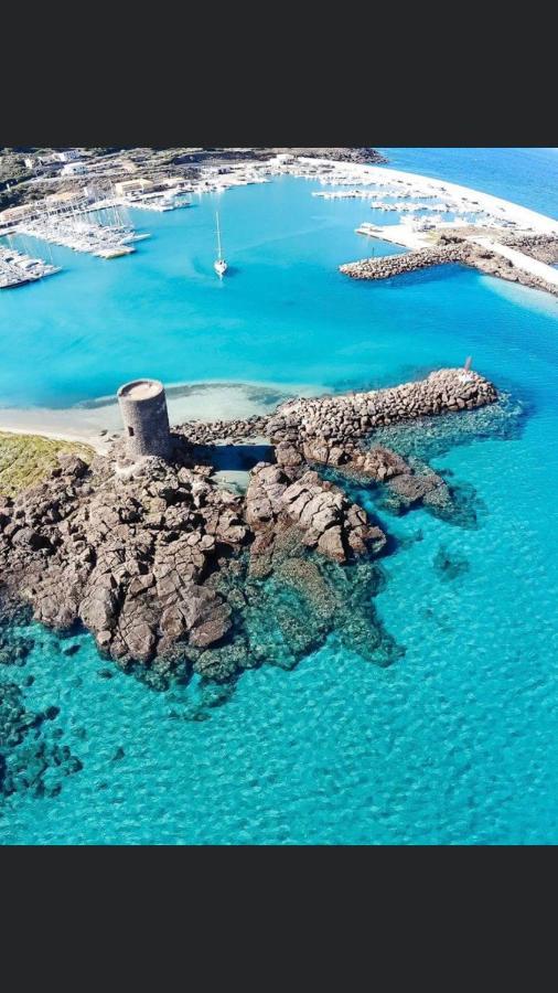 Bella'S House Apartment Castelsardo Exterior photo